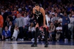 Amick：该给文班一个专属机位 这样就知道他比赛被冲撞了多少次