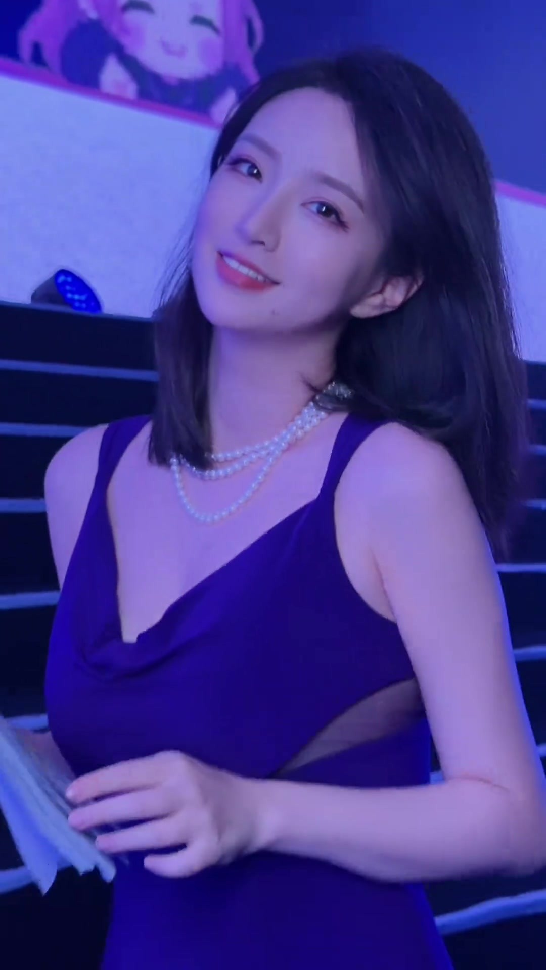 初恋脸+核弹身材！郭小仙儿彩排妆造，教科书级反差感😍